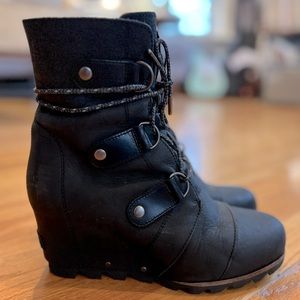 Sorel Joan of Arc II Wedge Boots